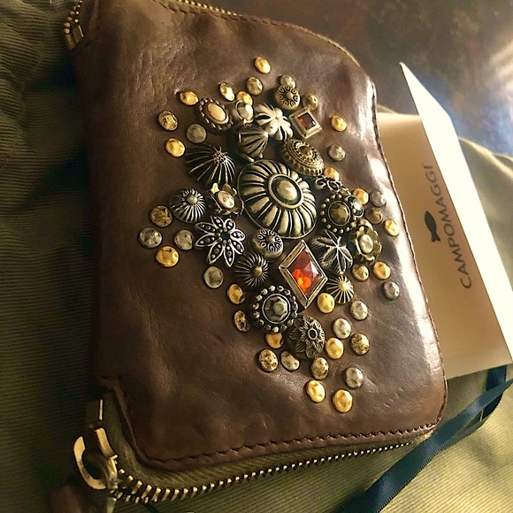Campomaggi Studded Zip Wallet NIB - Picture 1 of 6